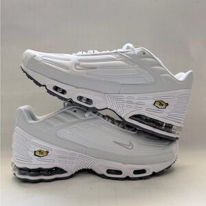 Nike Men's White/Black Air Cushion Sneakers